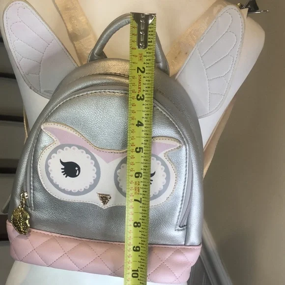 Kids Size BETSEY JOHNSON Luv Betsey Holographic Owl Backpack Adjustable Straps - Picture 11 of 17
